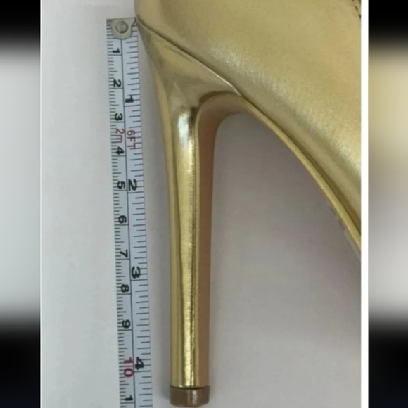 OLIVIA FERGUSON Kiara Gold Pointed-Toe High Heels – Size 7.5 - Picture 7 of 9